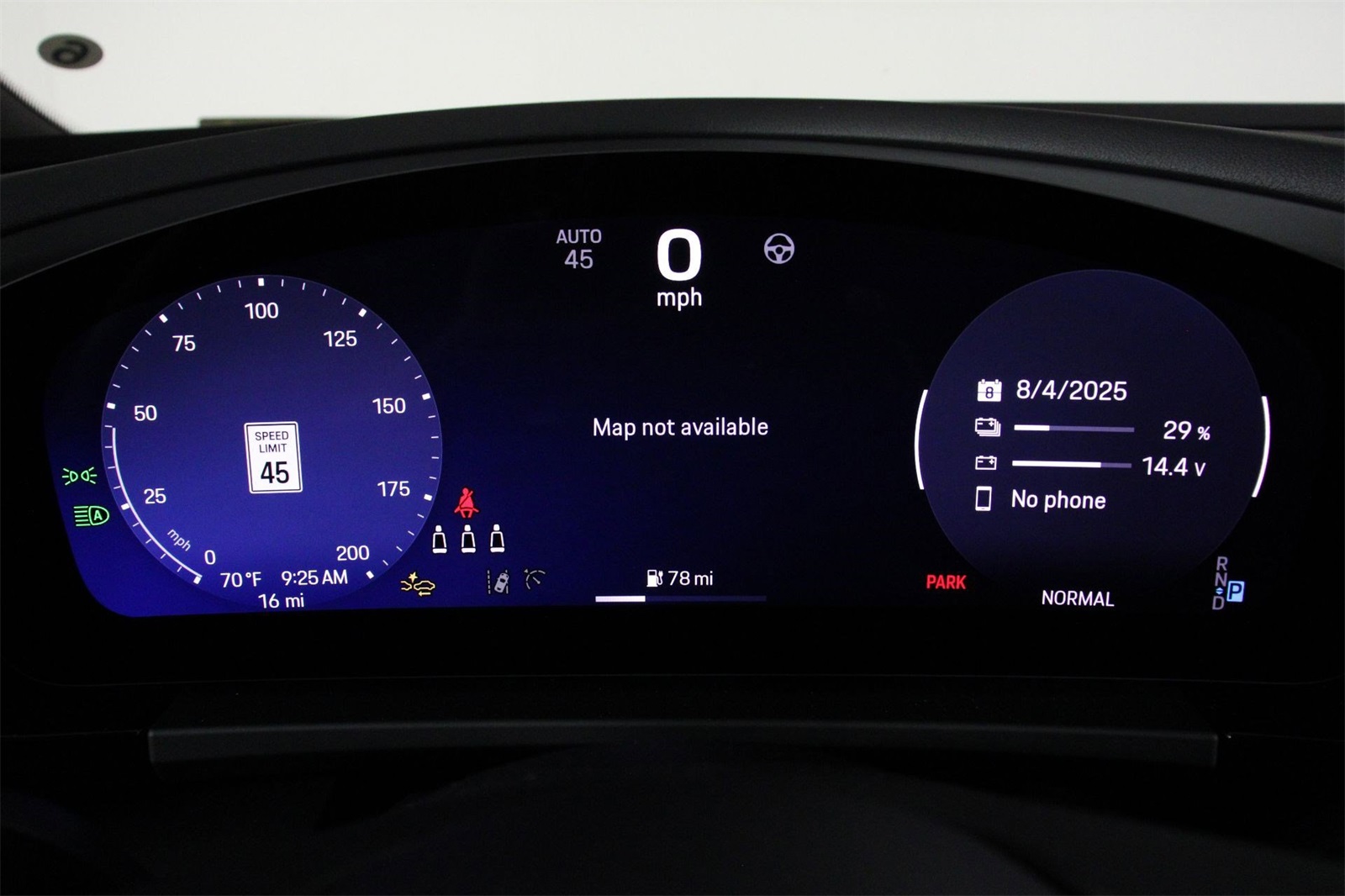 2025 Porsche Macan Electric photo 12