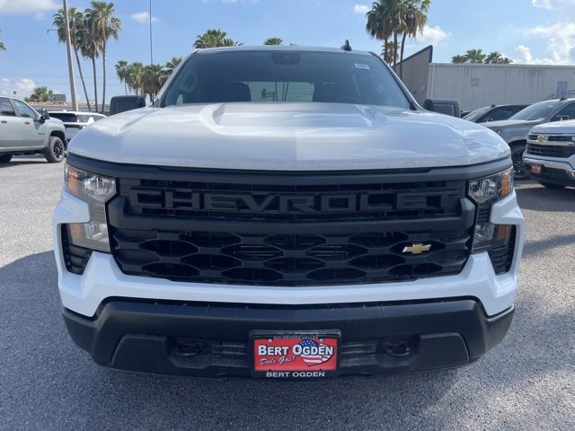 2025 Chevrolet Silverado 1500 photo 2