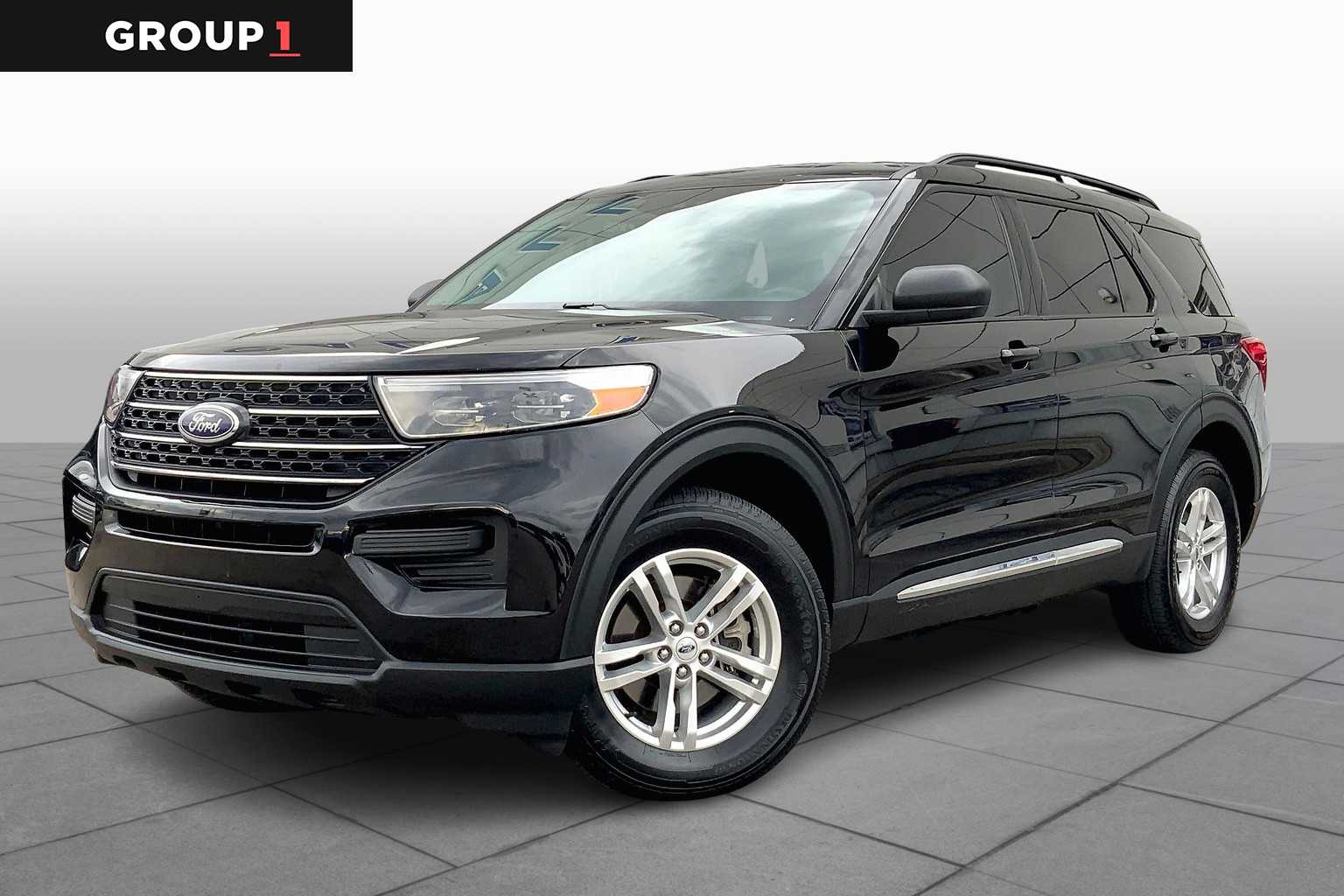 2023 Ford Explorer XLT's photo