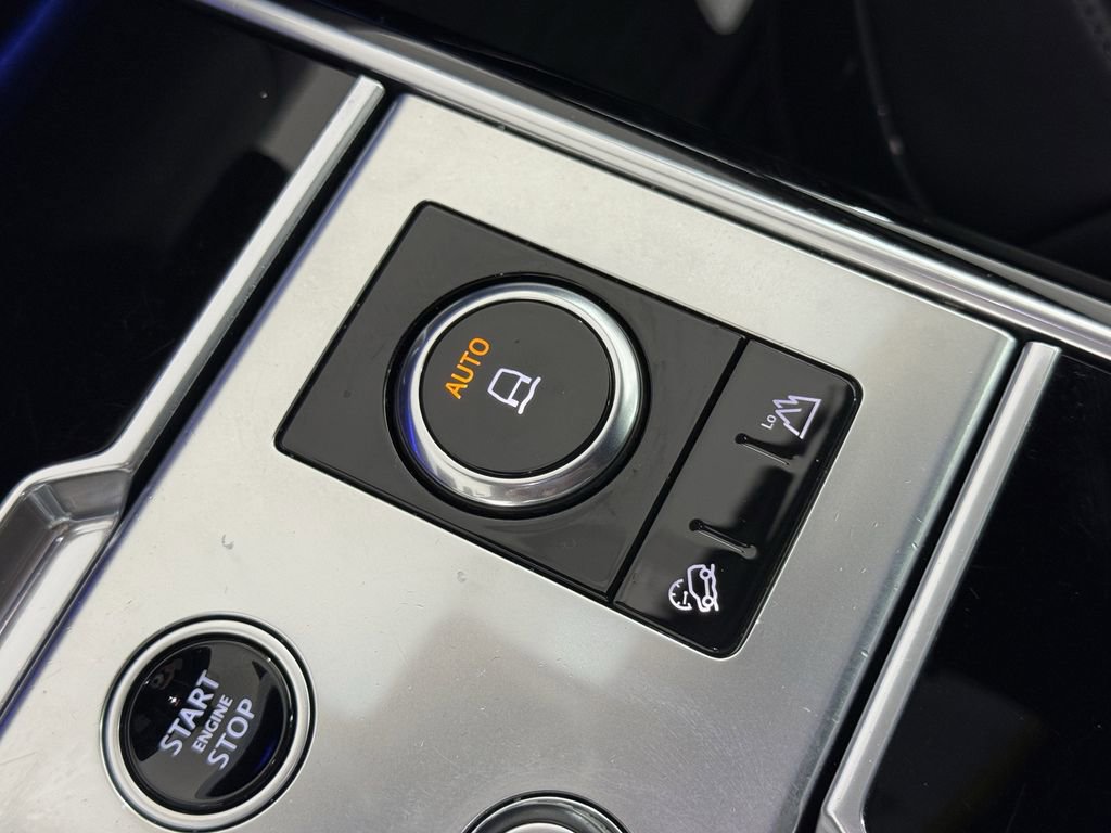 2023 Land Rover Range Rover Autobiography photo 35