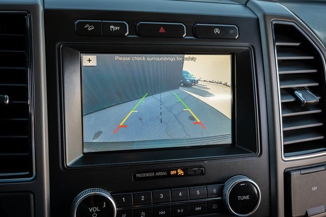 2019 Ford Expedition XLT photo 21