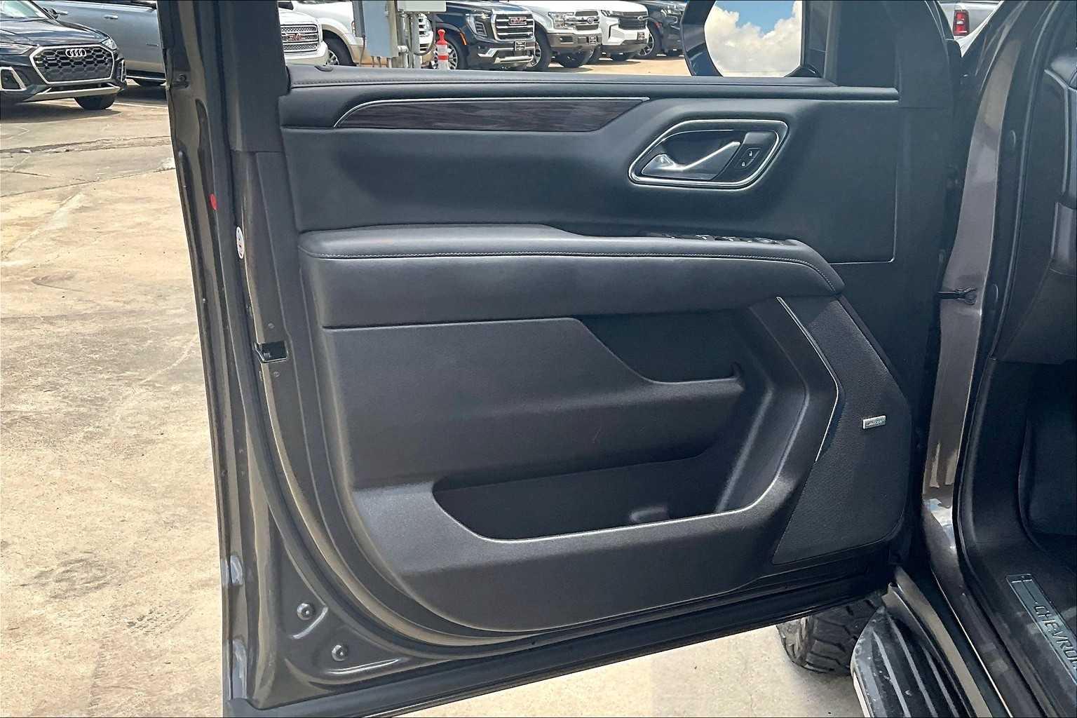 2021 Chevrolet Tahoe LT photo 18