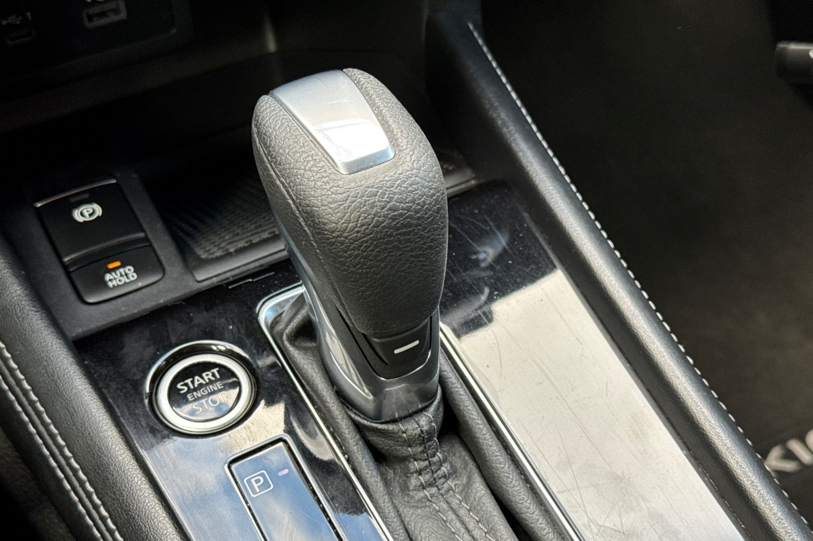 2022 Nissan Kicks SV photo 23