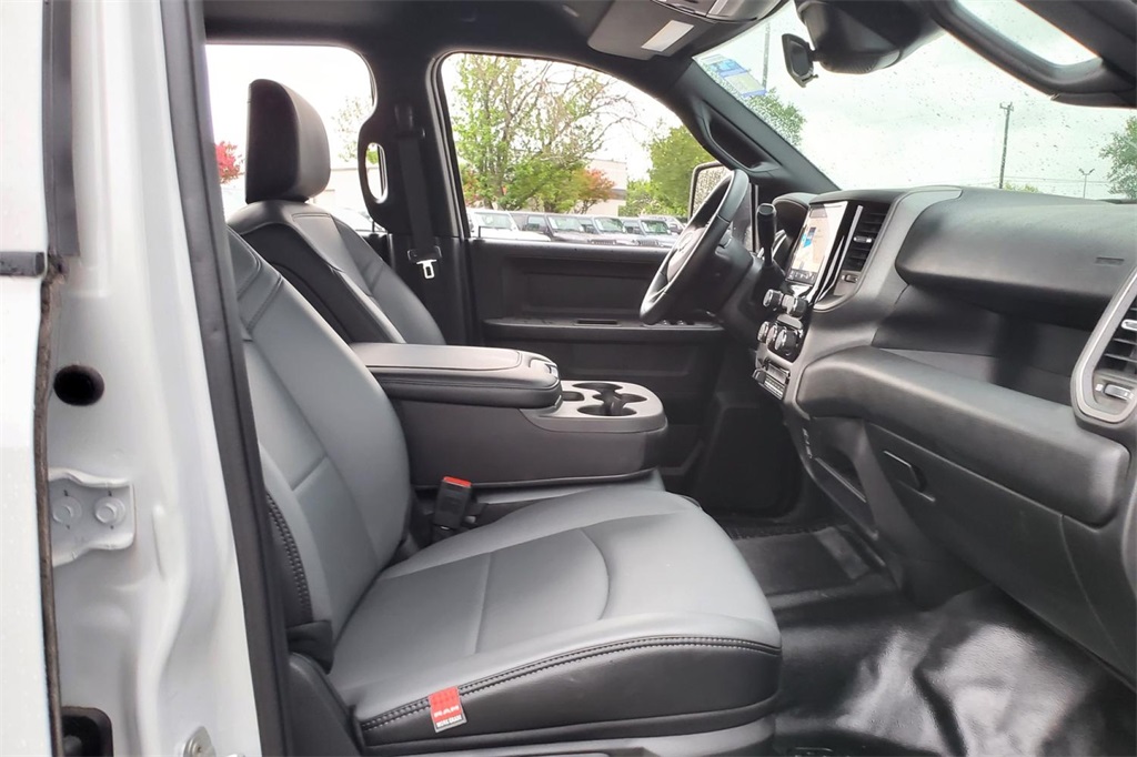 2025 Ram 2500 Tradesman photo 13