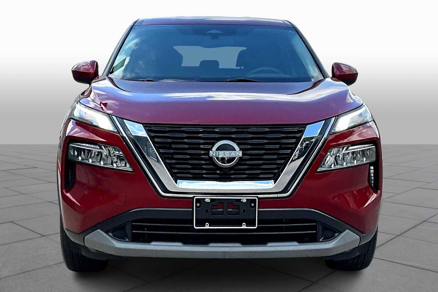 2023 Nissan Rogue SV photo 3