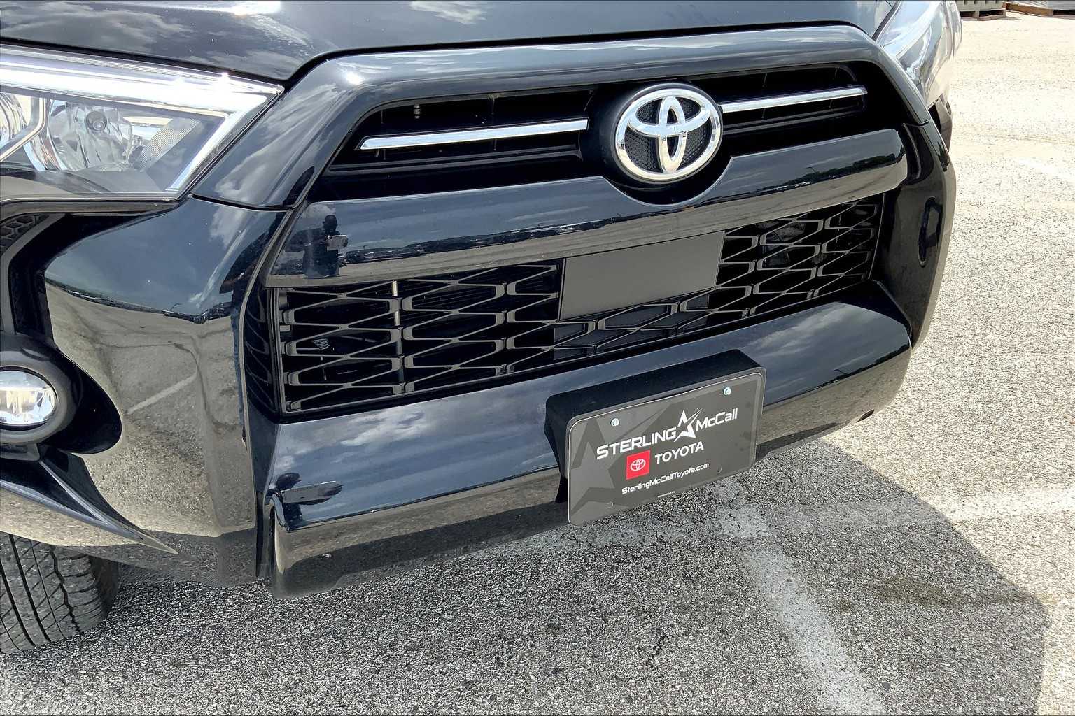2023 Toyota 4Runner SR5 photo 26