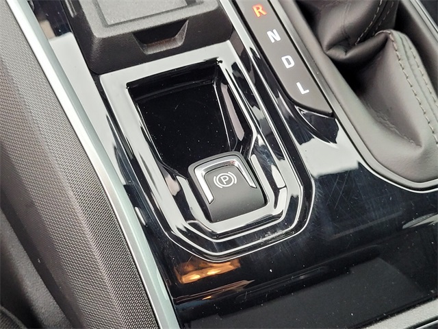 2024 Chevrolet Colorado LT photo 31