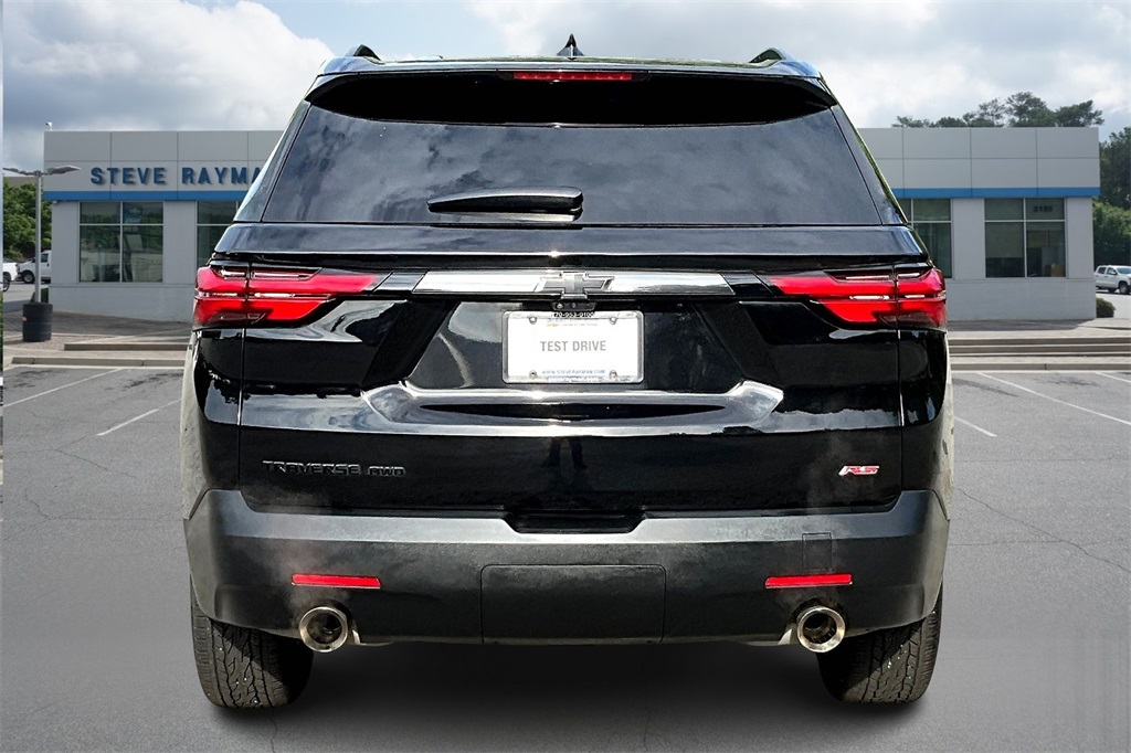 2023 Chevrolet Traverse RS photo 2