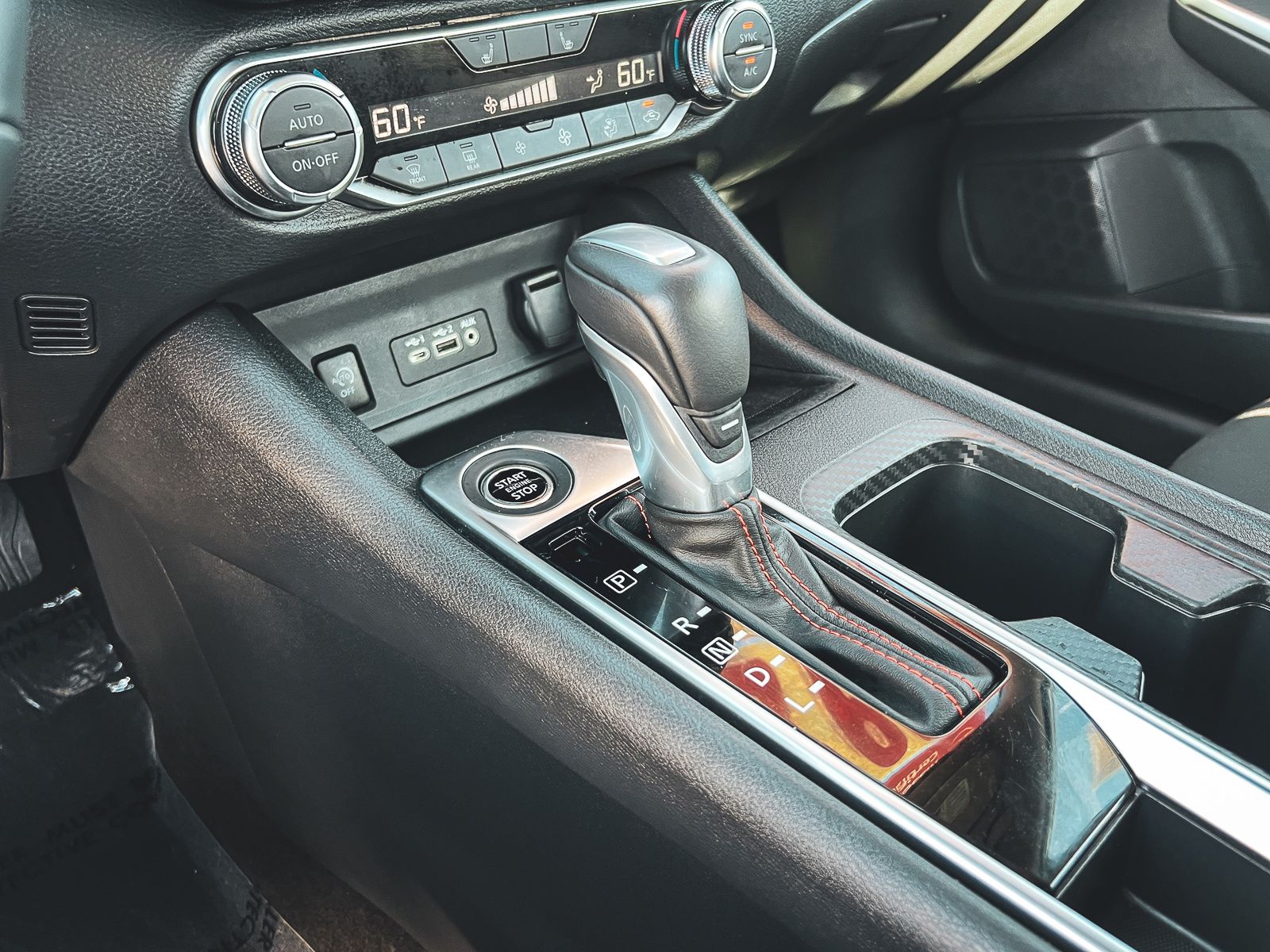 2025 Nissan Sentra SR photo 16