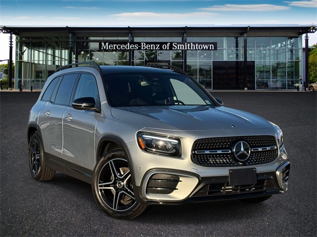 2025 Mercedes-Benz GLB Base's photo