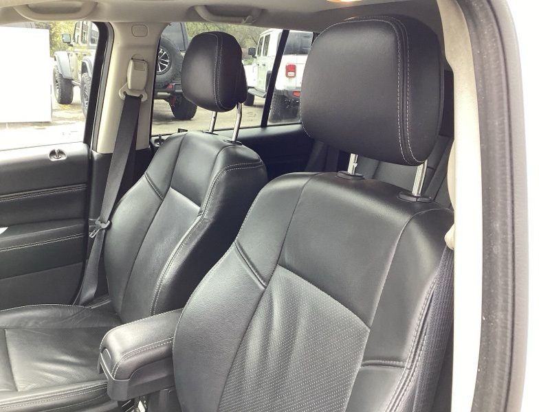 2017 Jeep Compass High Altitude photo 14