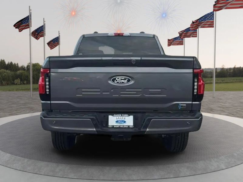 2024 Ford F-150 Lightning photo 11