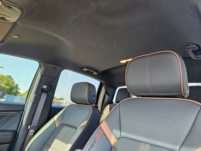 2025 Gmc Canyon AT4 photo 8
