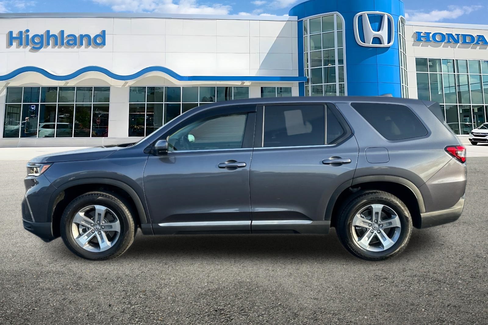 2025 Honda Pilot EX-L photo 2