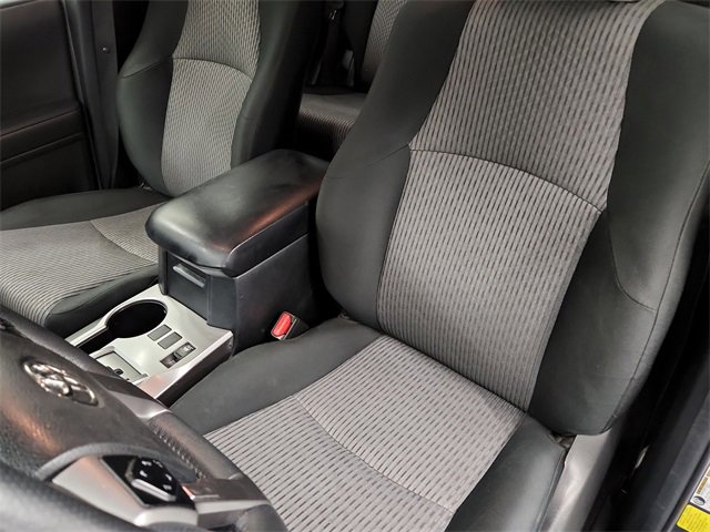 2021 Toyota 4Runner SR5 photo 23
