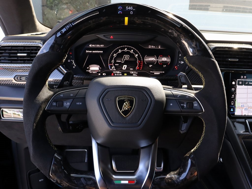 2022 Lamborghini Urus photo 41