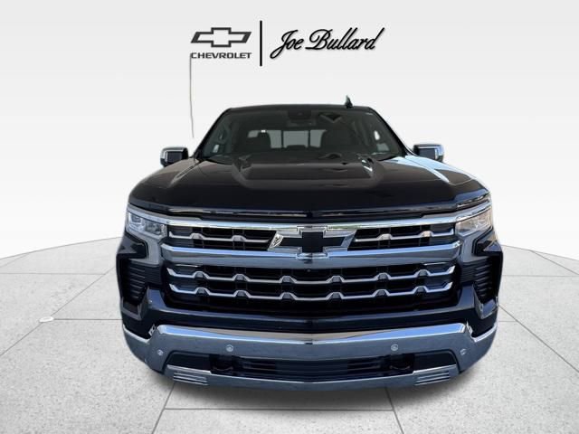 2023 Chevrolet Silverado 1500 LTZ photo 2