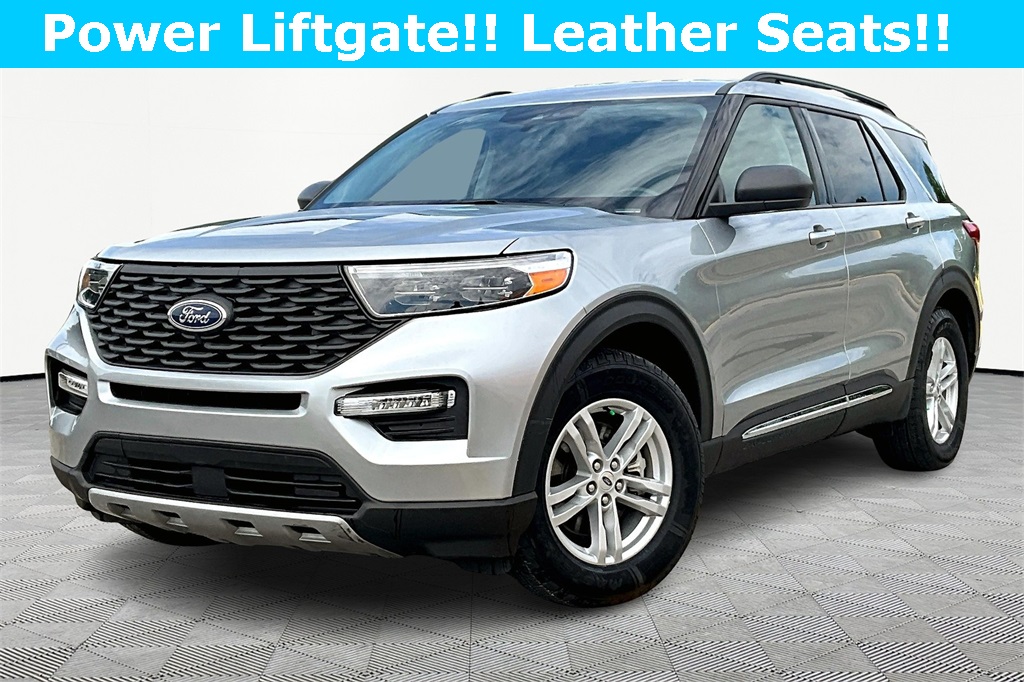 Used 2023 Silver Ford XLT image 1