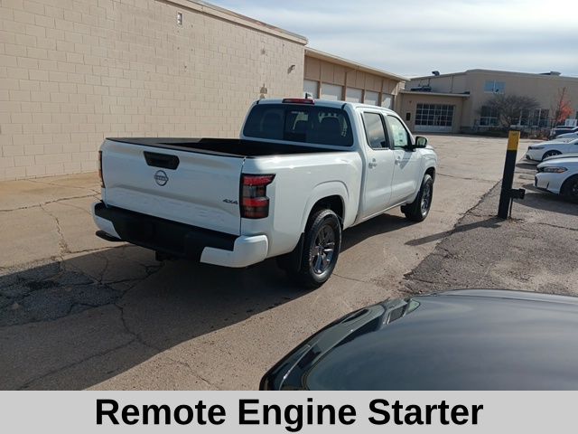 2026 Nissan Frontier SV photo 3