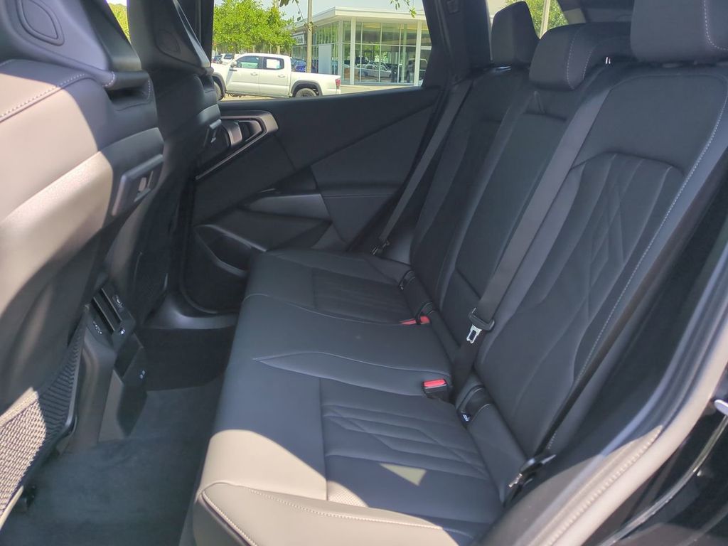 2026 Bmw X3 photo 9