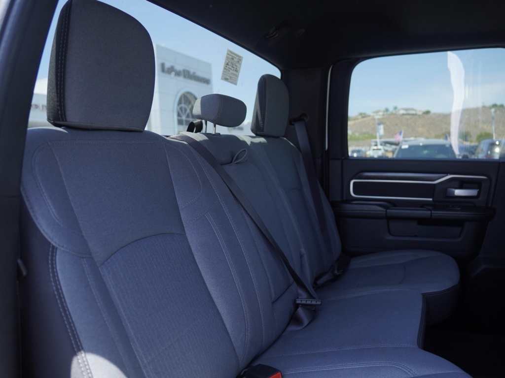 2024 Ram 3500 Big Horn photo 30