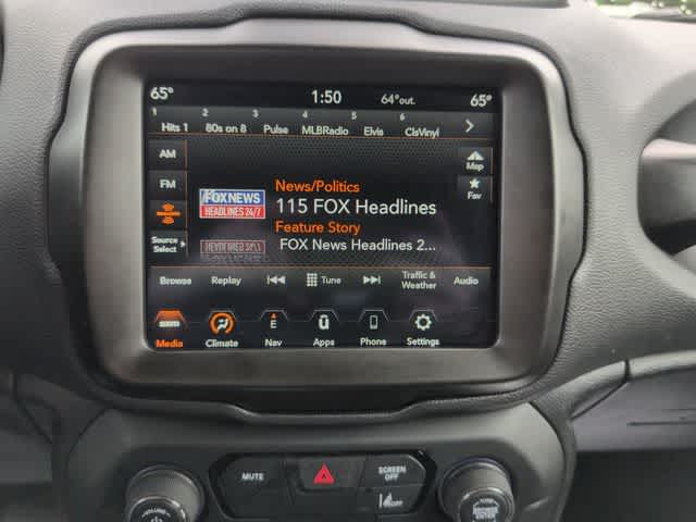 2022 Jeep Renegade Altitude photo 21