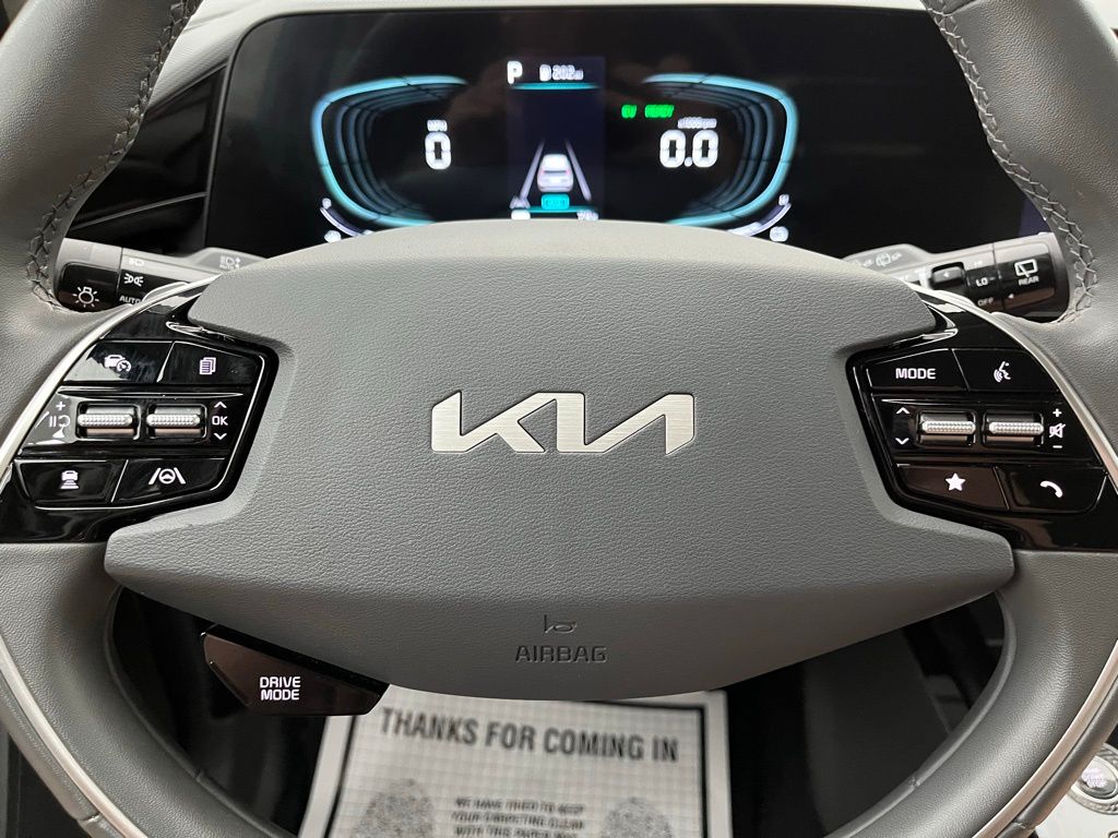 2023 Kia Niro EX photo 17