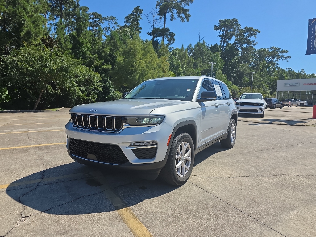 2022 Jeep Grand Cherokee Limited photo 3