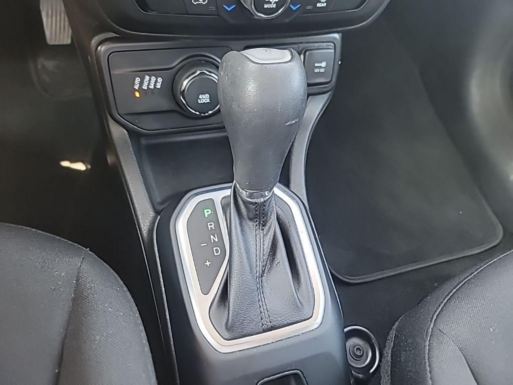 2019 Jeep Renegade Latitude photo 7