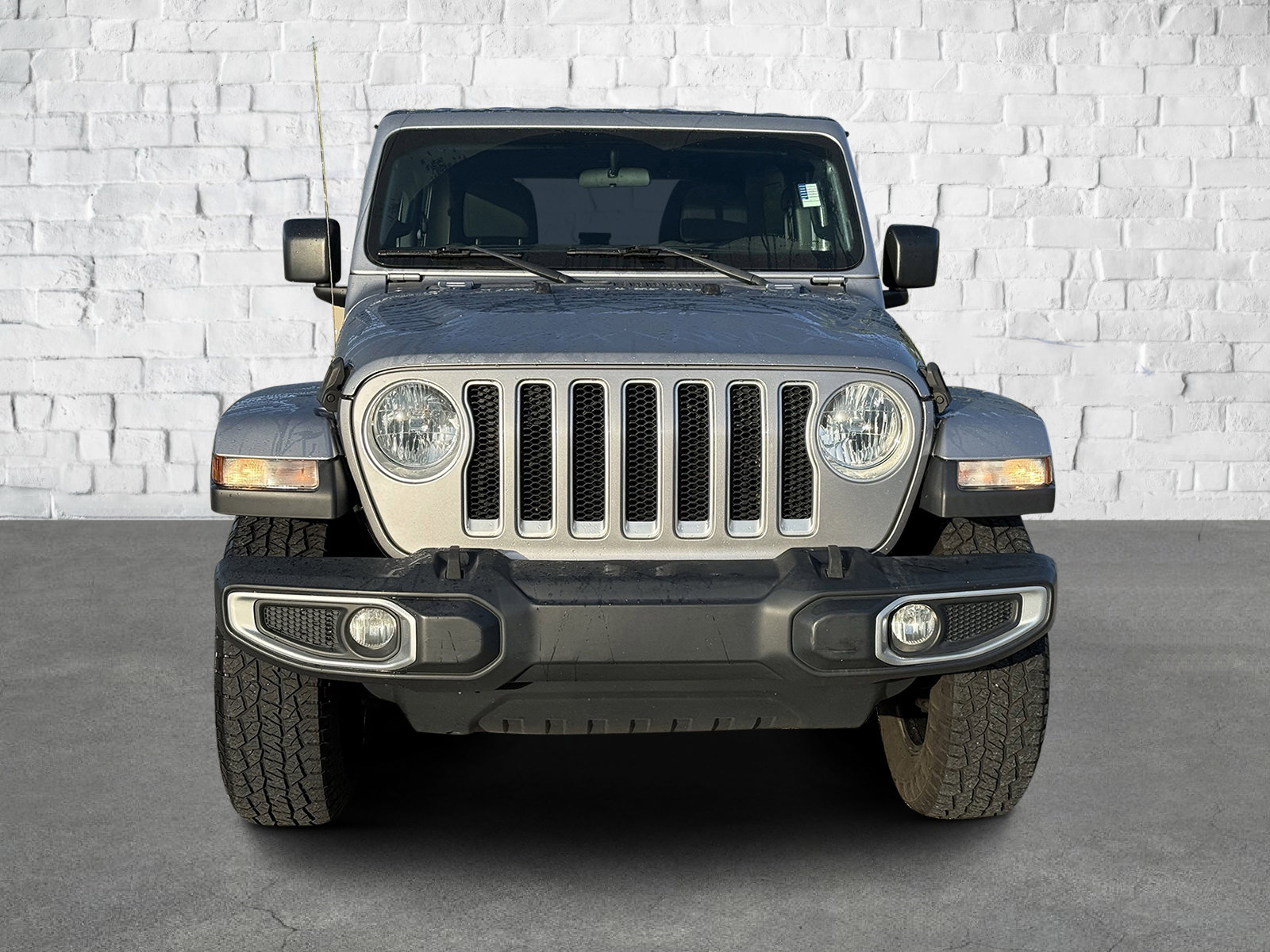 2020 Jeep Wrangler Unlimited Sahara photo 2