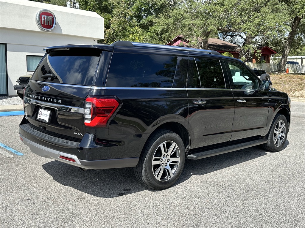 2024 Ford Expedition MAX Limited photo 3