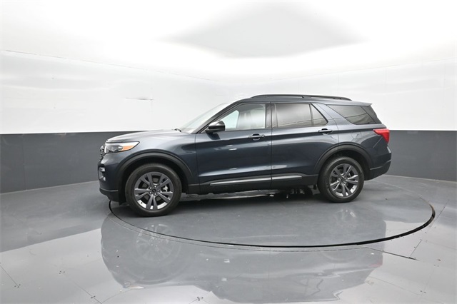 2022 Ford Explorer XLT photo 3