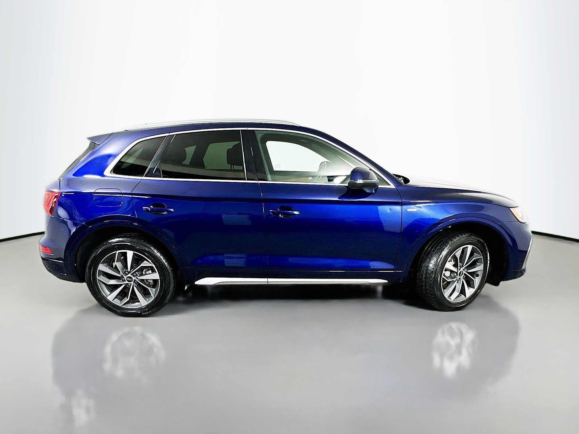 2023 Audi Q5 S line Premium Plus photo 8