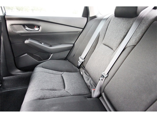 2025 Honda Accord LX photo 9