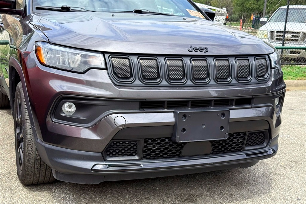 2022 Jeep Compass Altitude photo 2