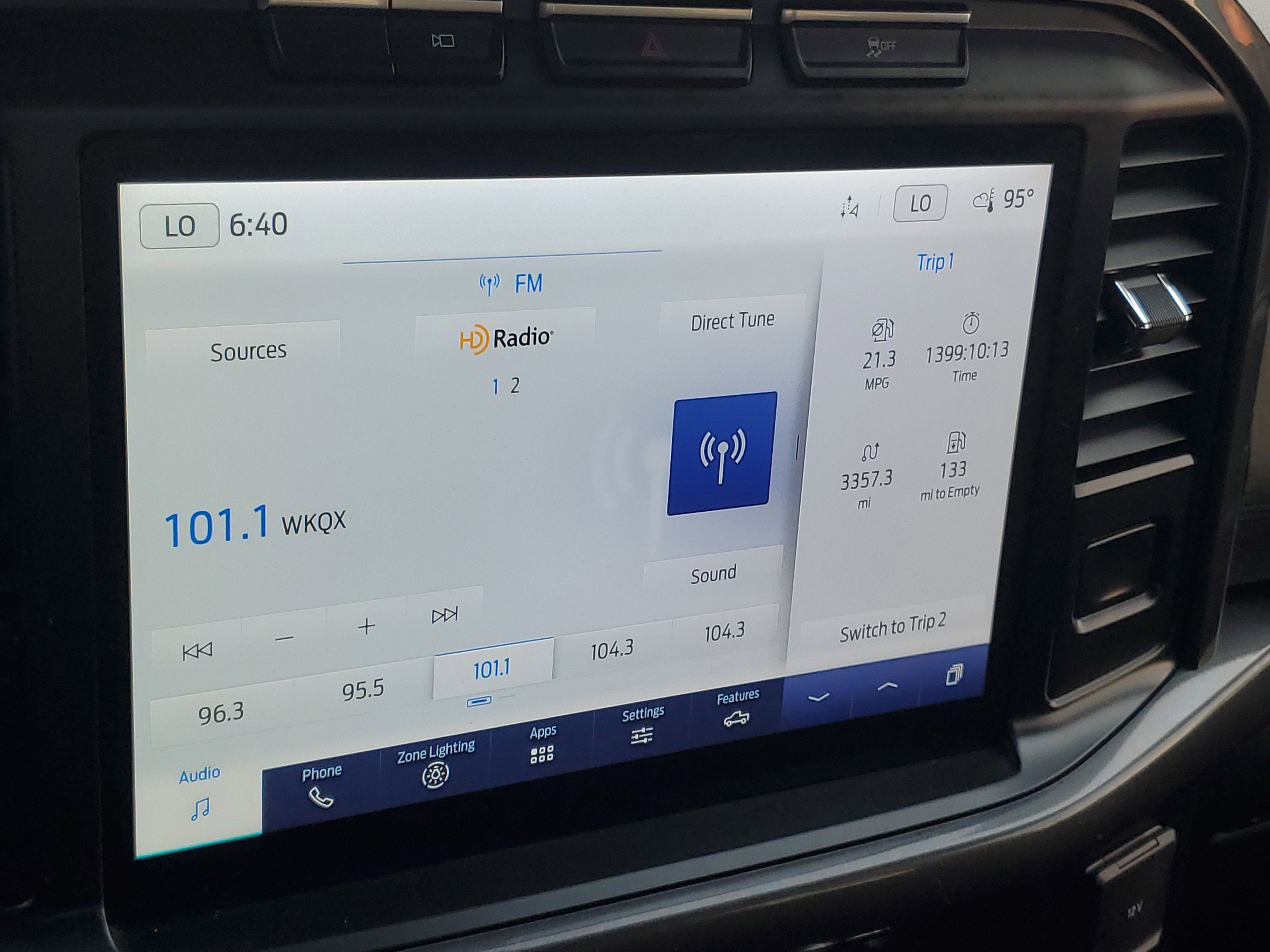2022 Ford F-150 XLT photo 4
