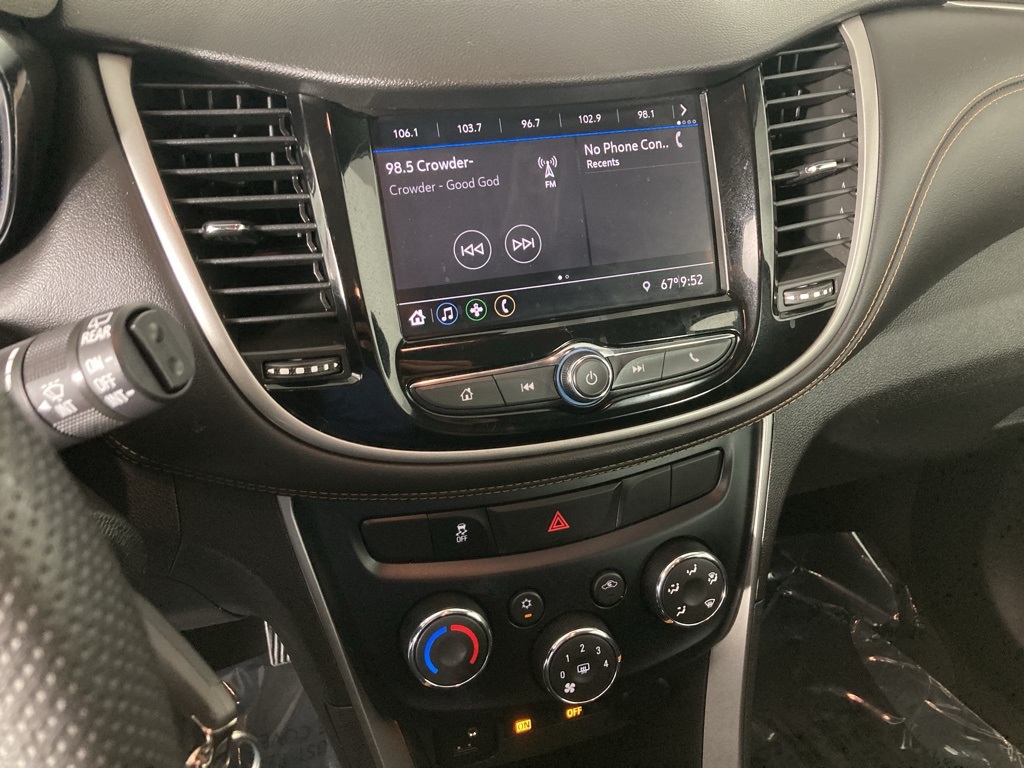 Used 2020 Chevrolet Trax LS with VIN 3GNCJKSB2LL289384 for sale in Elk River, Minnesota