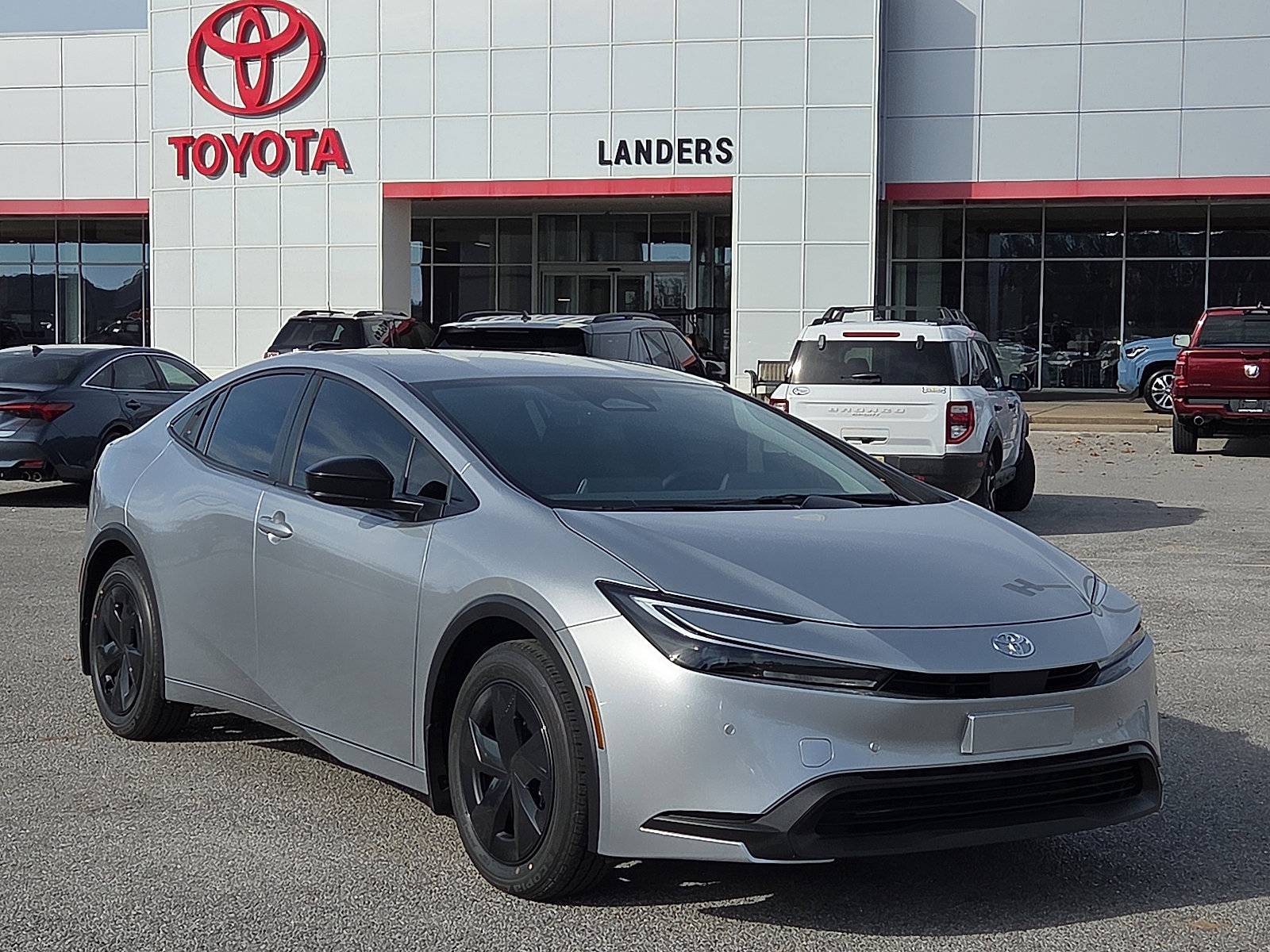 2026 Toyota Prius LE's photo