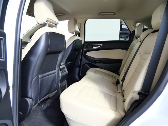 2024 Ford Edge SEL photo 13