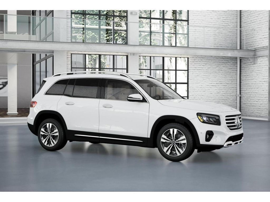 2025 Mercedes Benz GLB 250 4MATIC photo 12