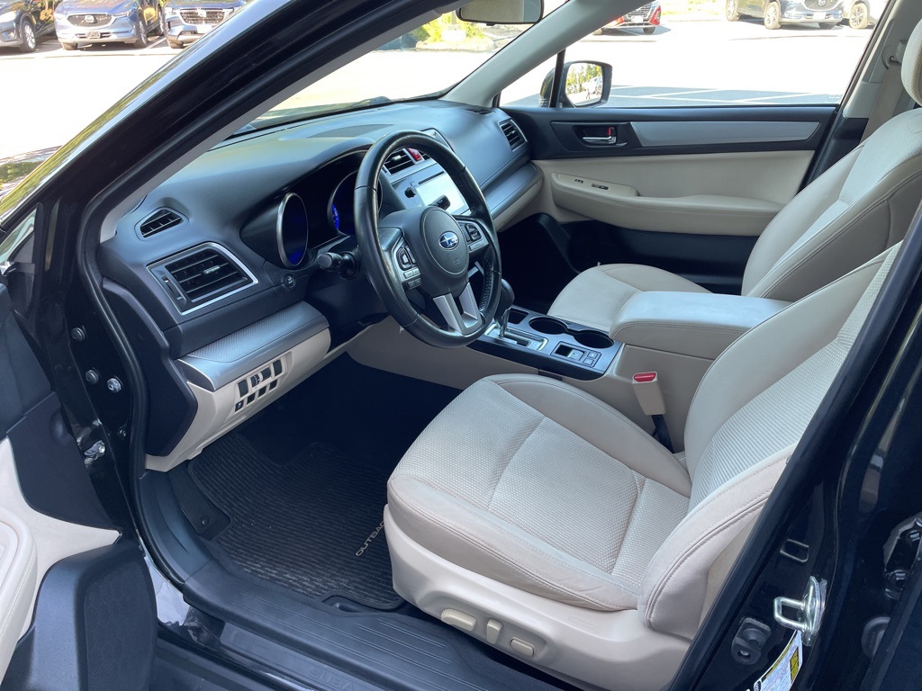 2016 Subaru Outback 2.5i Premium photo 9