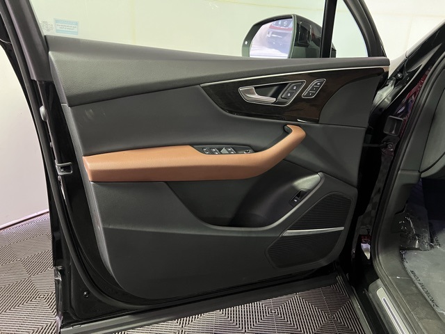 2022 Audi Q7 55 Premium Plus photo 23