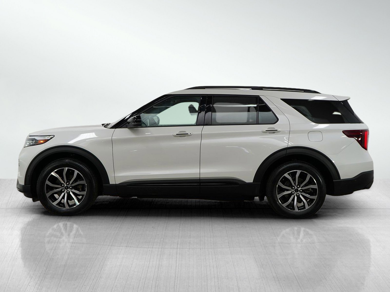 Used 2020 Ford Explorer ST with VIN 1FM5K8GC1LGB74455 for sale in Wayzata, Minnesota