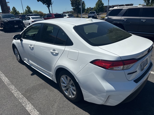 2024 Toyota Corolla LE photo 7