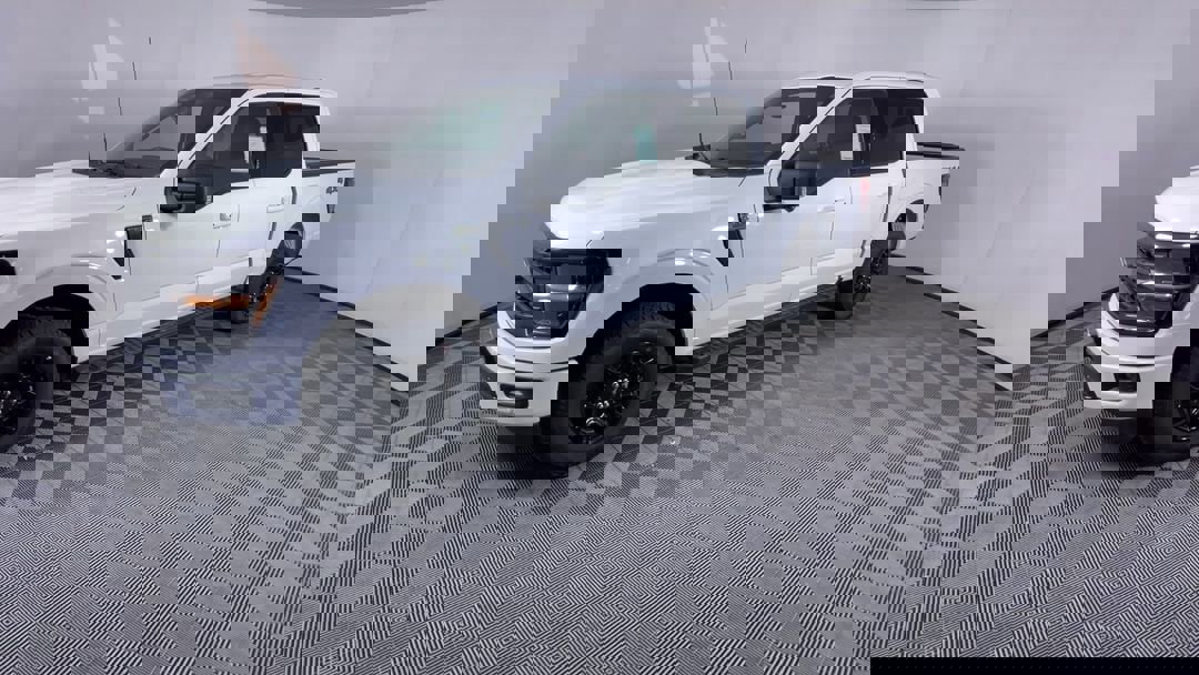 2024 Ford F-150 XLT photo 4