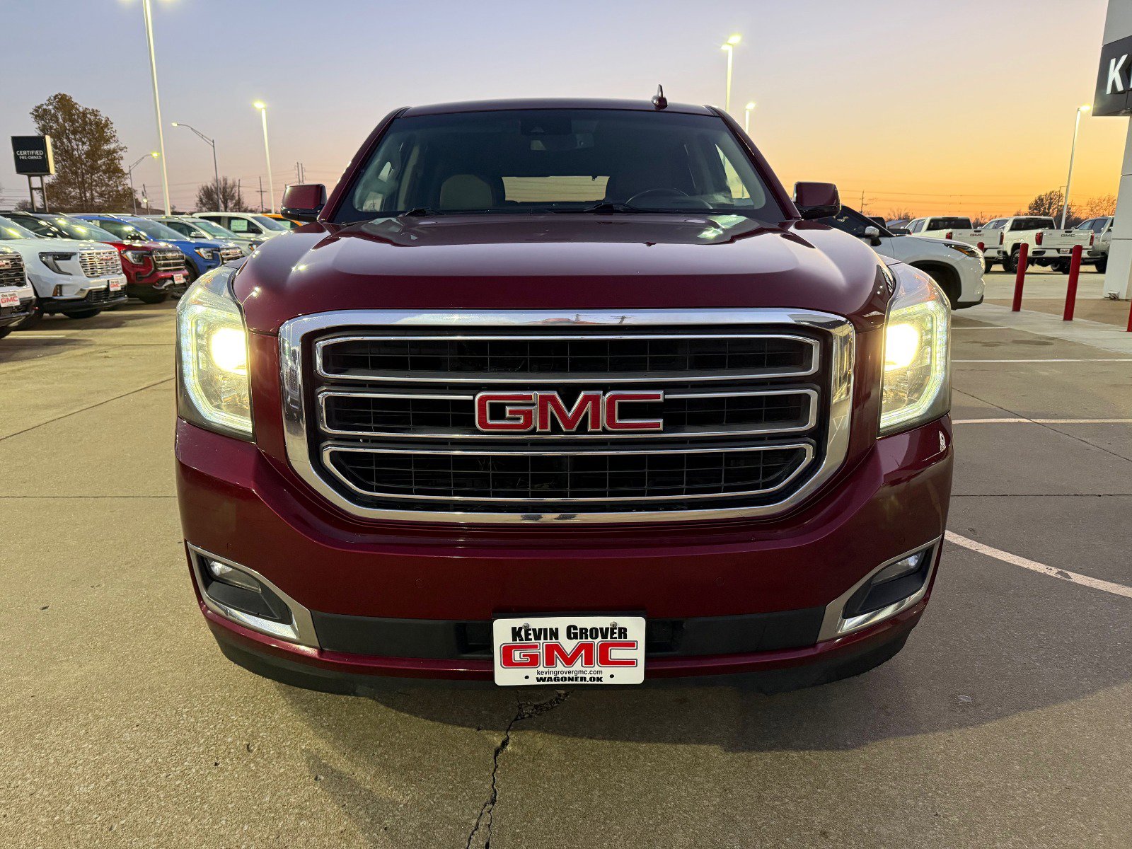 Used 2018 GMC Yukon SLT with VIN 1GKS1BKC2JR337098 for sale in Wagoner, OK