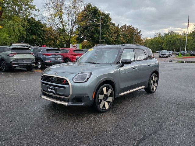 2025 Mini Cooper S ALL4 photo 3