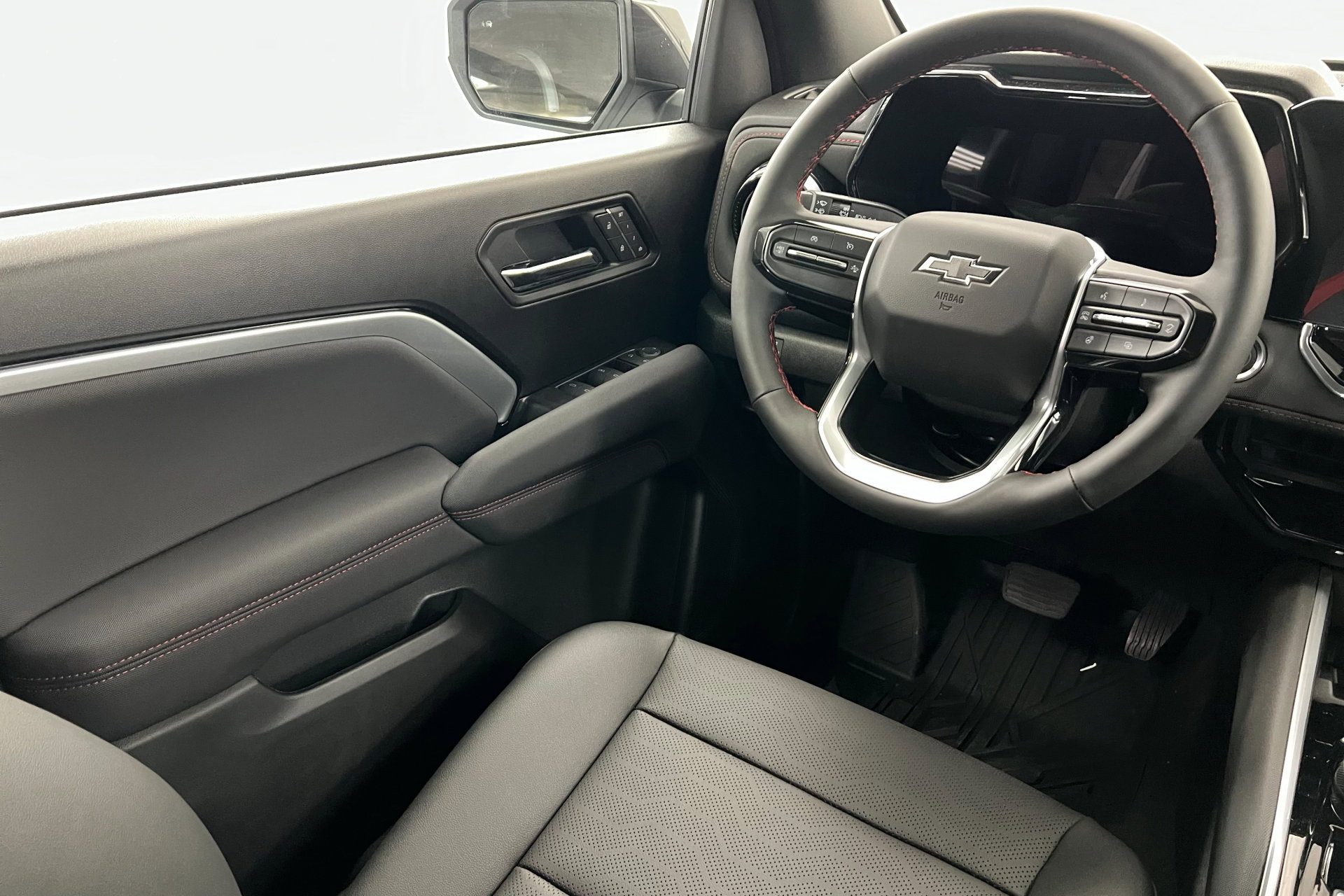 2026 Chevrolet Colorado Z71 photo 11