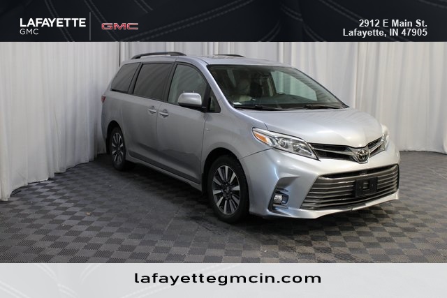 2018 Toyota Sienna XLE