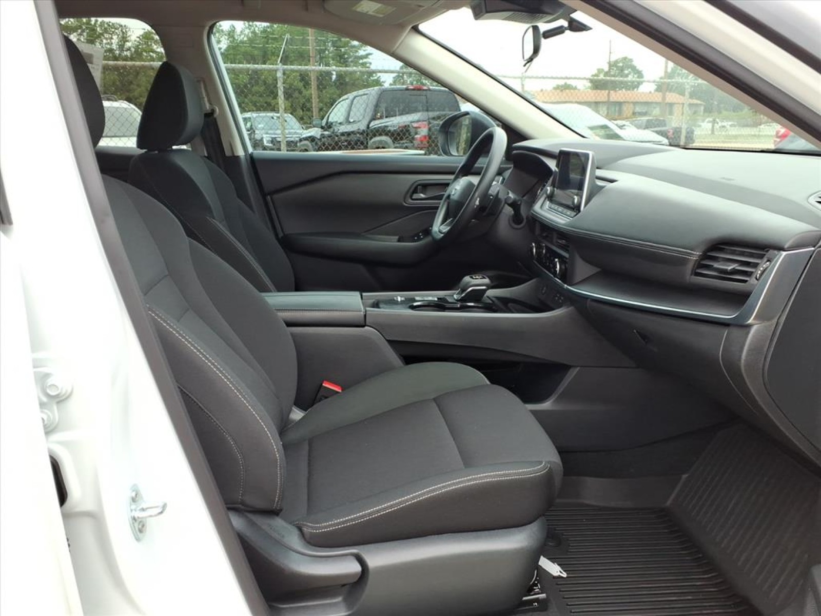 2025 Nissan Rogue S White at Robbins Nissan